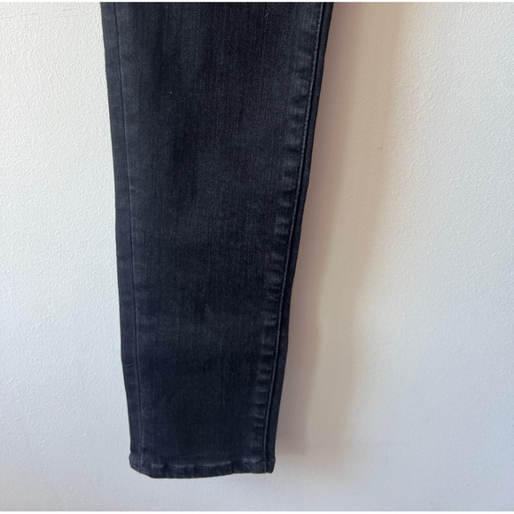 Gap Women's Black Jeans 26R NWT - Picture 3 of 6